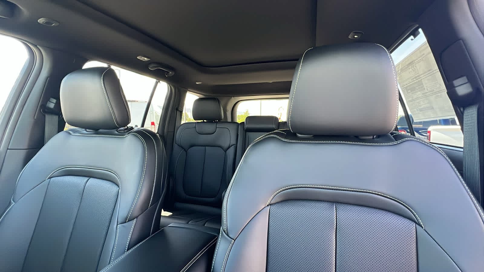 Thumbnail: 2025 Jeep Grand Cherokee - 11