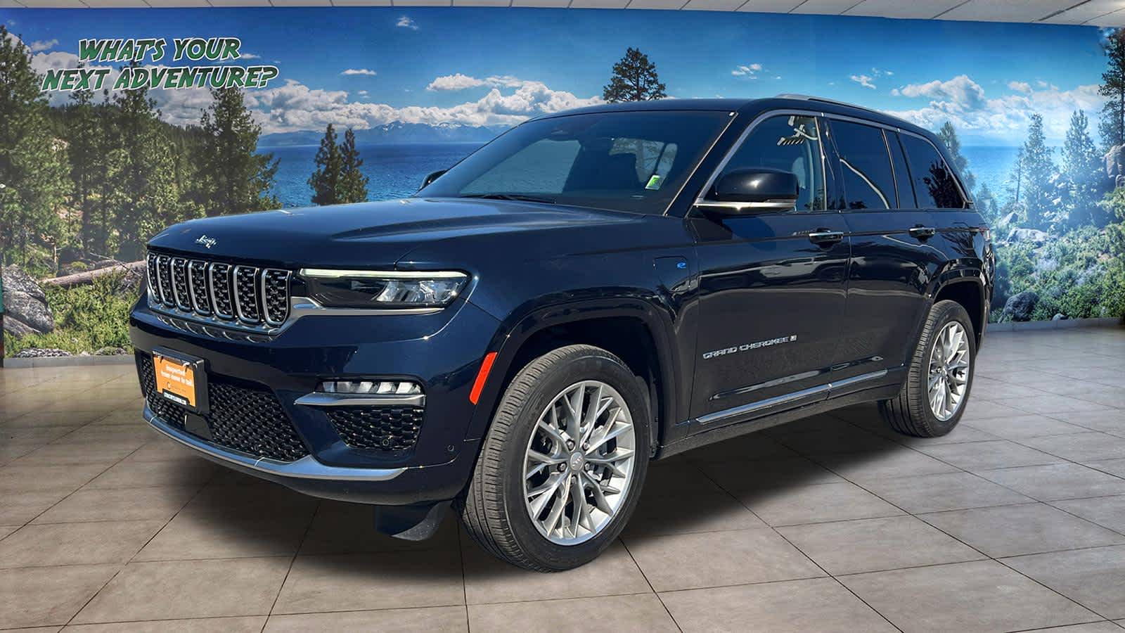2023 Jeep Grand Cherokee Summit 4xe 4x4's photo