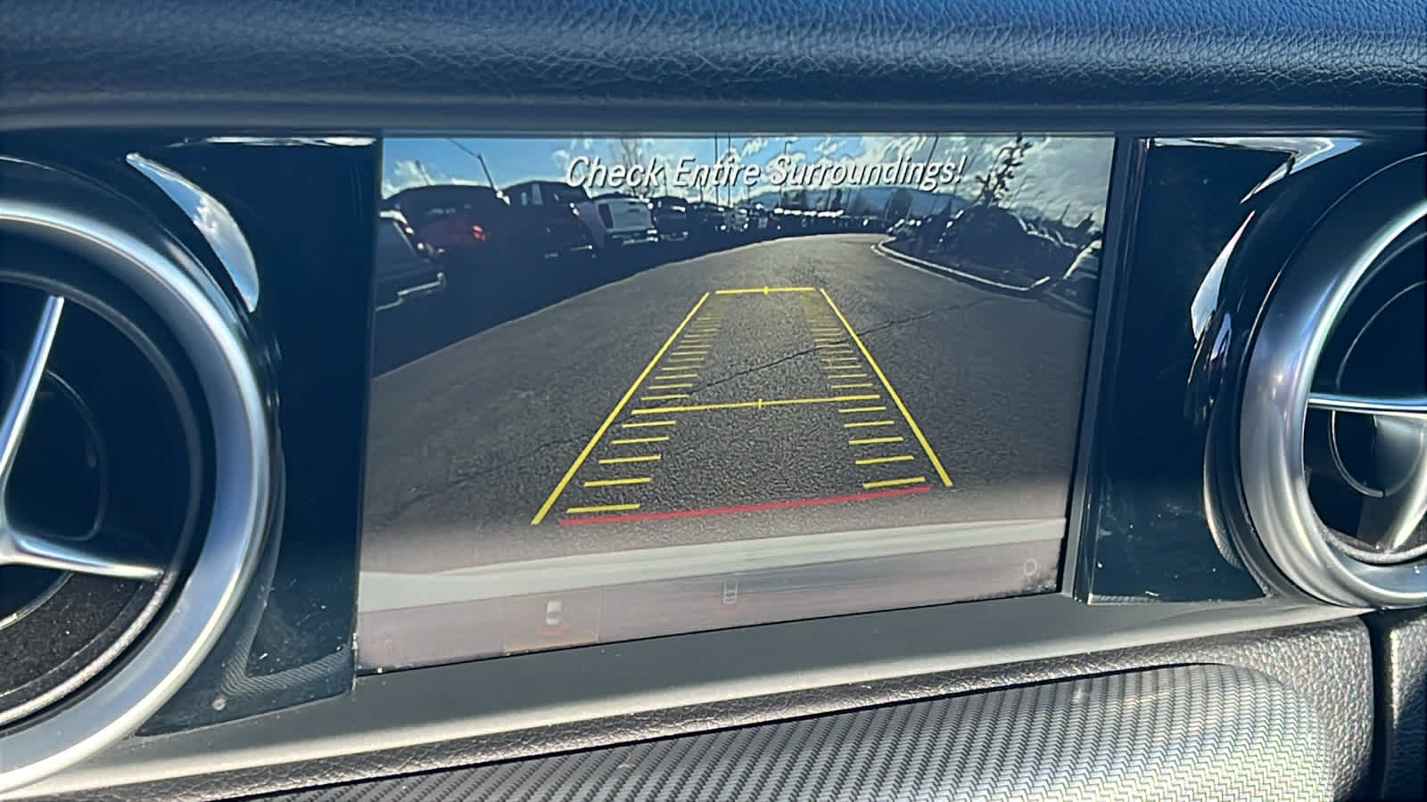 Thumbnail: 2017 Mercedes-Benz SLC - 16