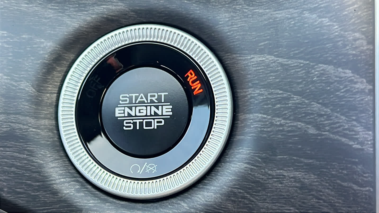 Thumbnail: 2025 Jeep Grand Cherokee - 17