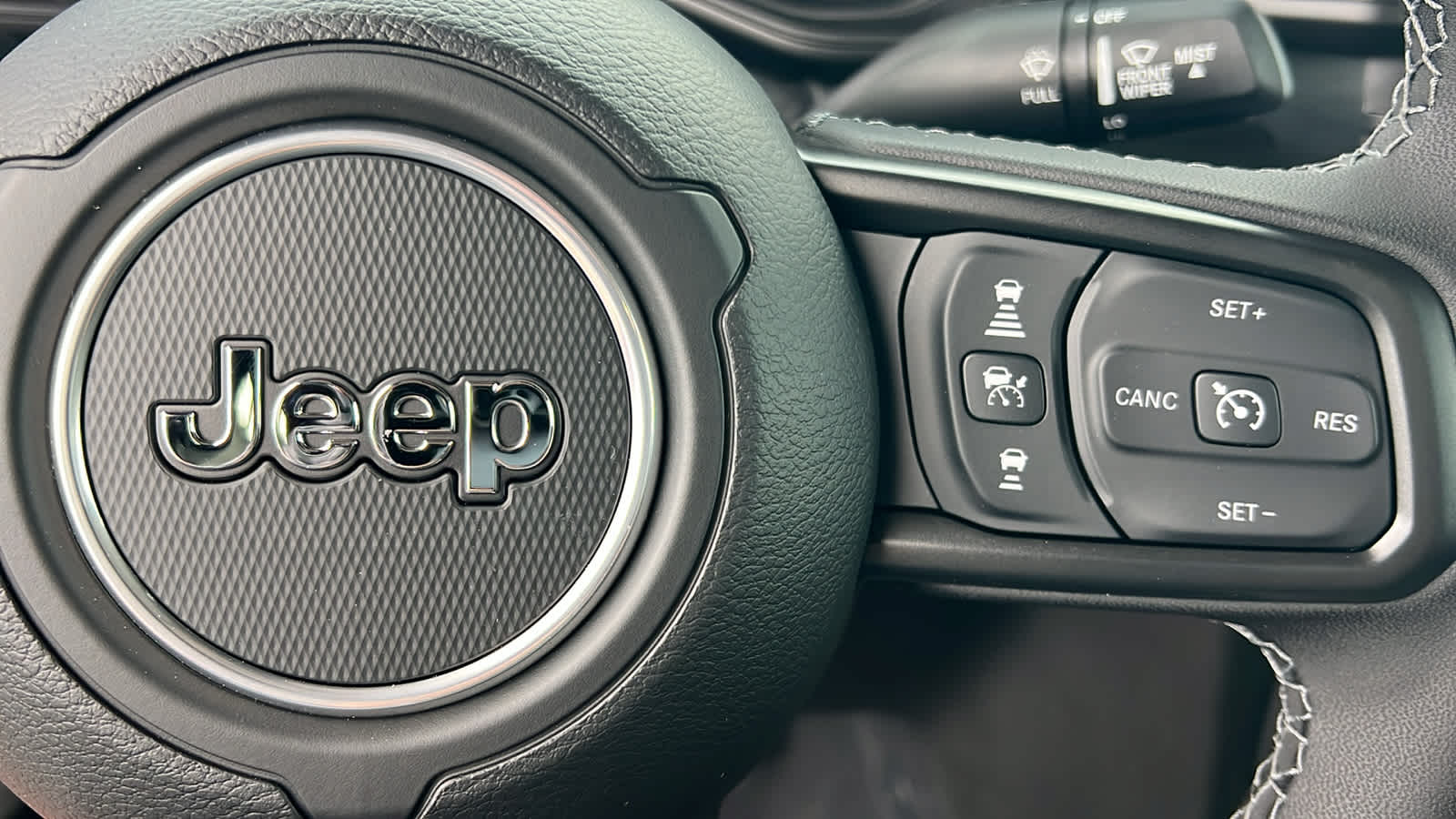 Thumbnail: 2025 Jeep Gladiator - 20