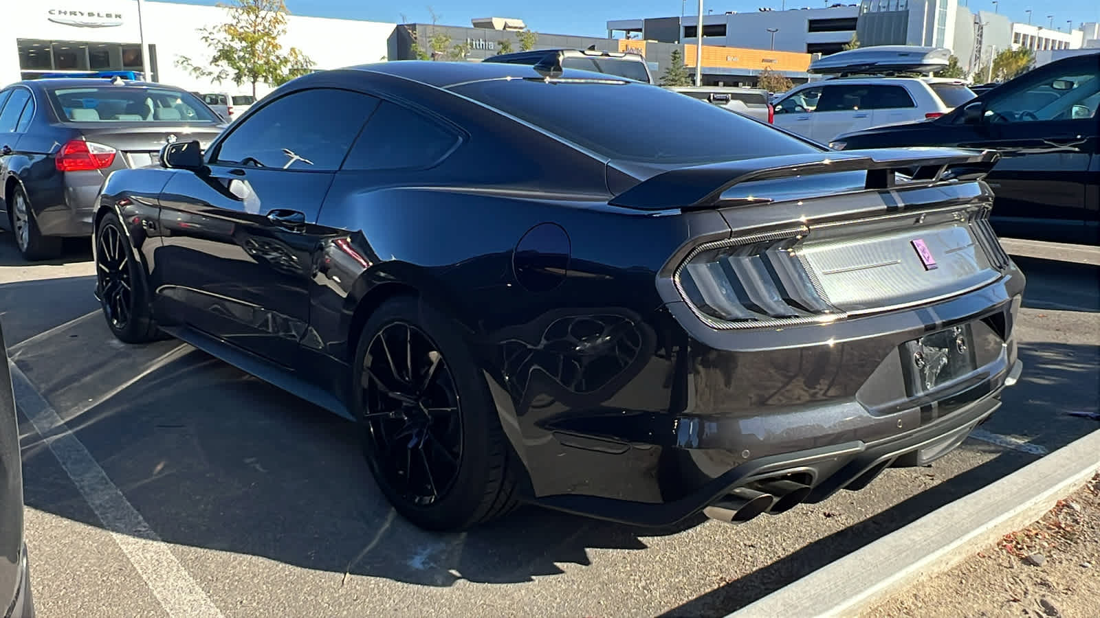 Thumbnail: 2022 Ford Mustang - 7