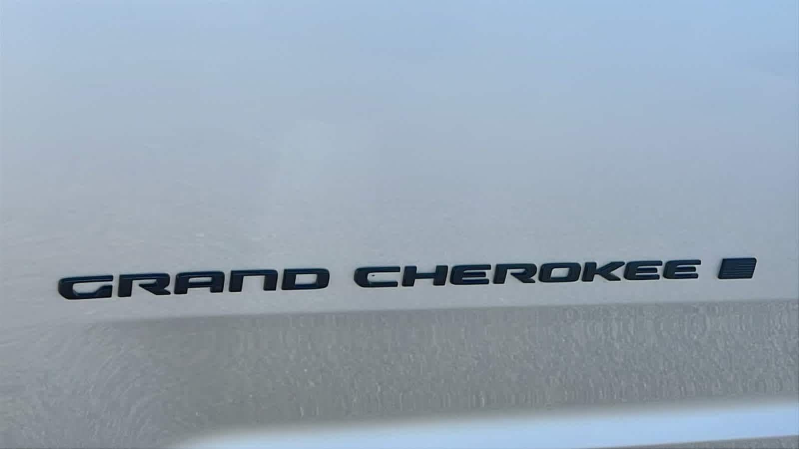 Thumbnail: 2025 Jeep Grand Cherokee - 28