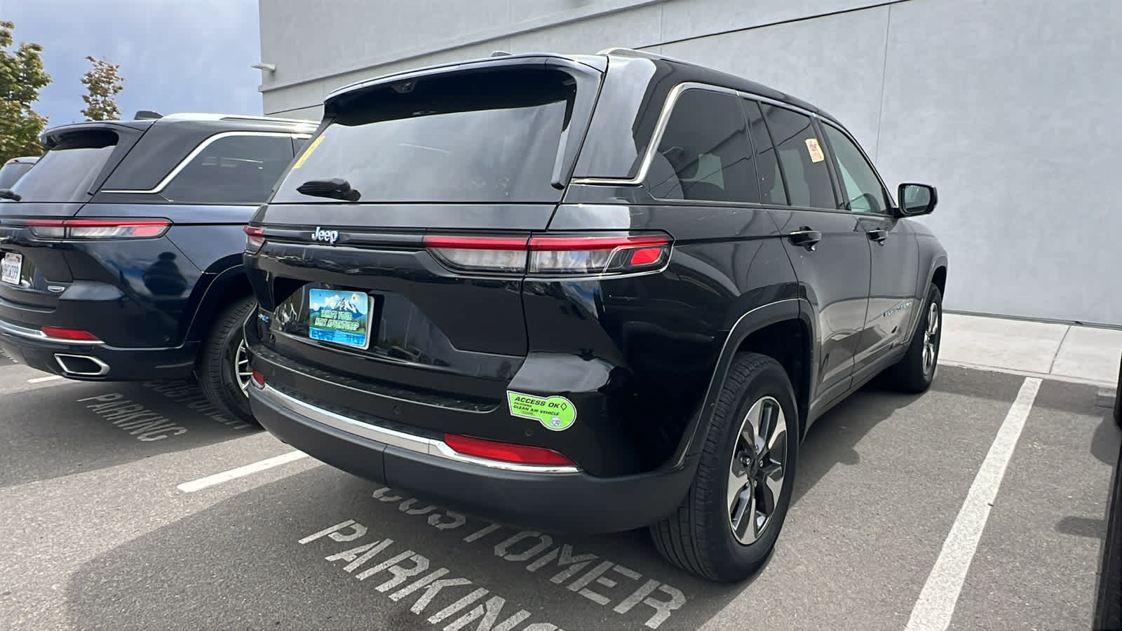 Thumbnail: 2022 Jeep Grand Cherokee - 5