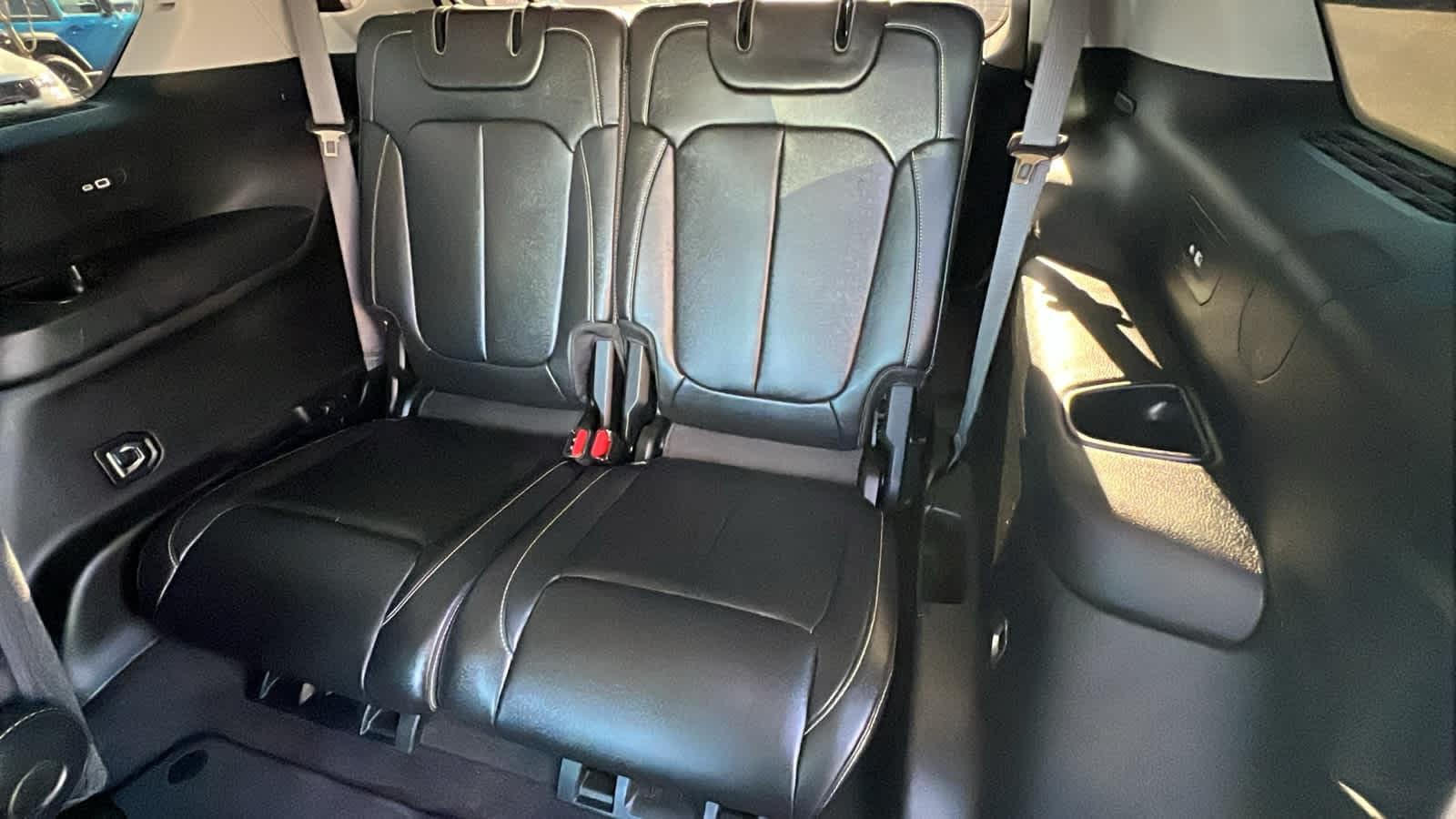 Thumbnail: 2013 Jeep Grand Cherokee - 31