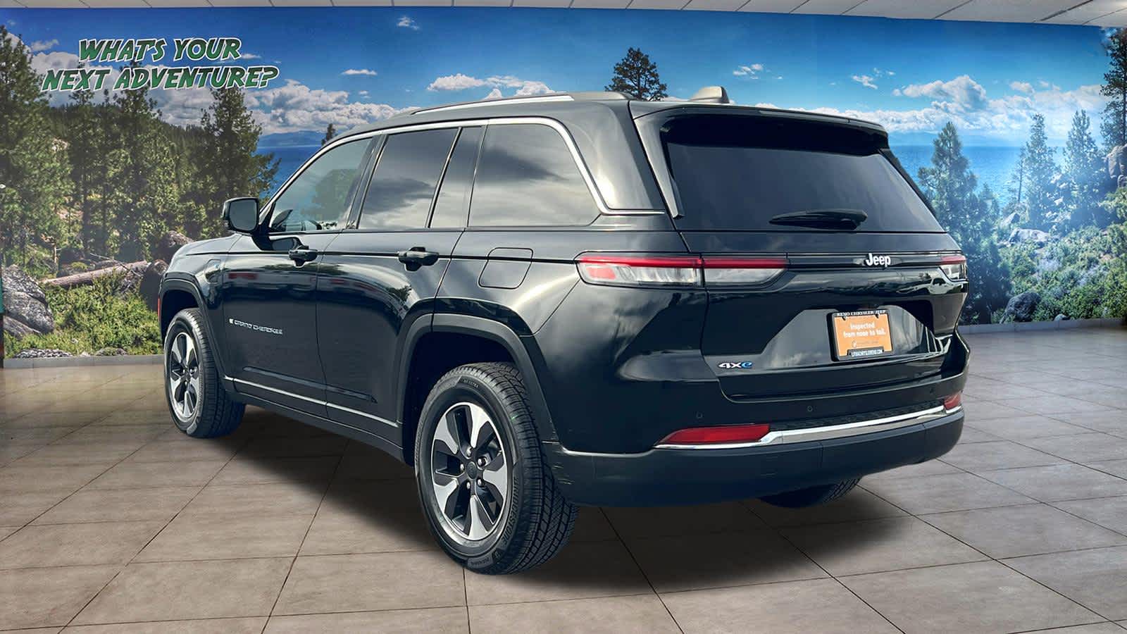 Thumbnail: 2023 Jeep Grand Cherokee - 7