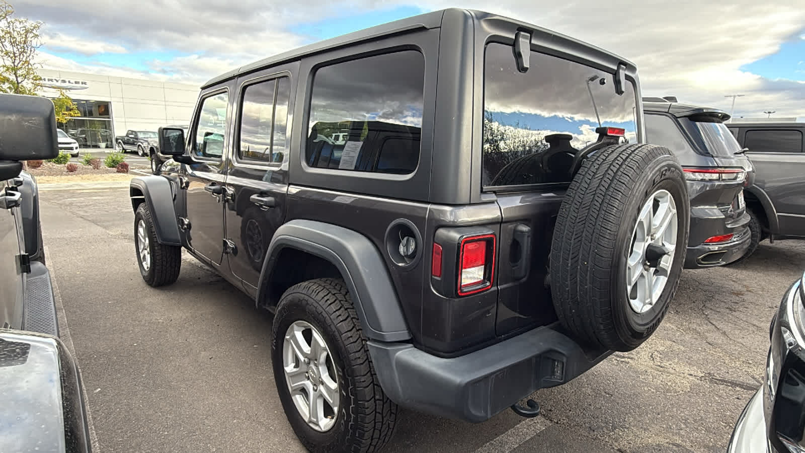 2021 Jeep Wrangler Unlimited Sport S photo 3
