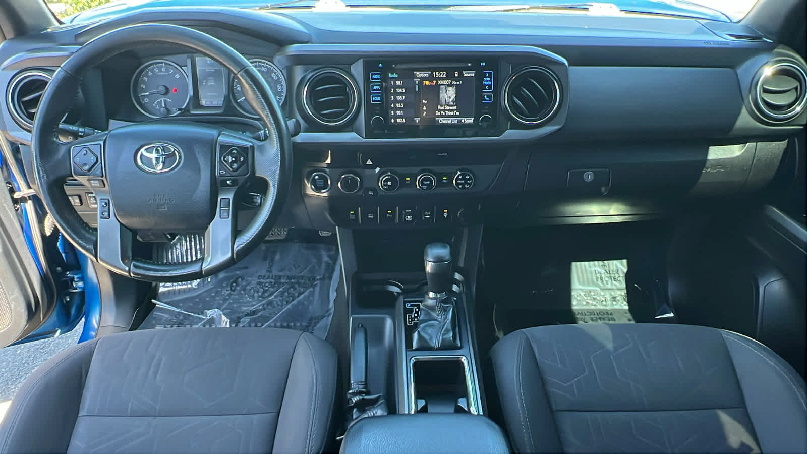 Thumbnail: 2018 Toyota Tacoma - 25