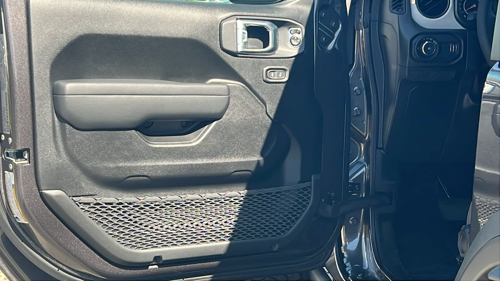 Thumbnail: 2026 Jeep Wrangler - 23