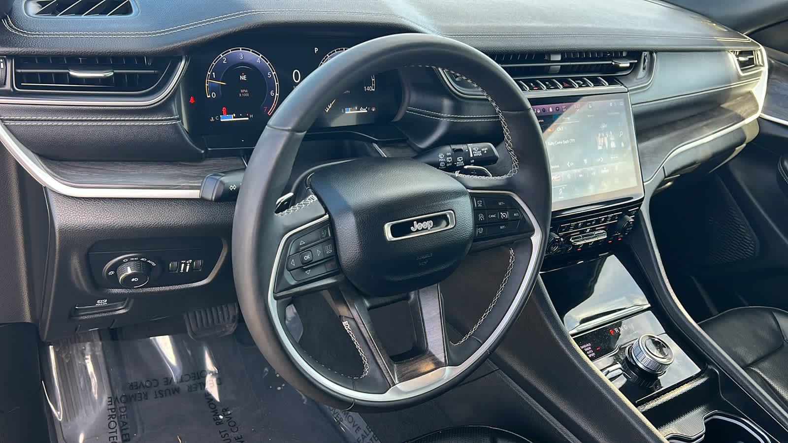 Thumbnail: 2024 Jeep Grand Cherokee L - 10