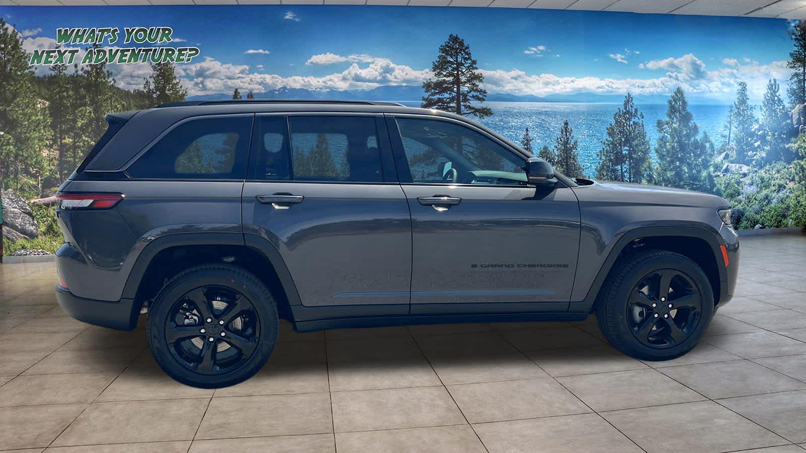 Thumbnail: 2026 Jeep Grand Cherokee - 4