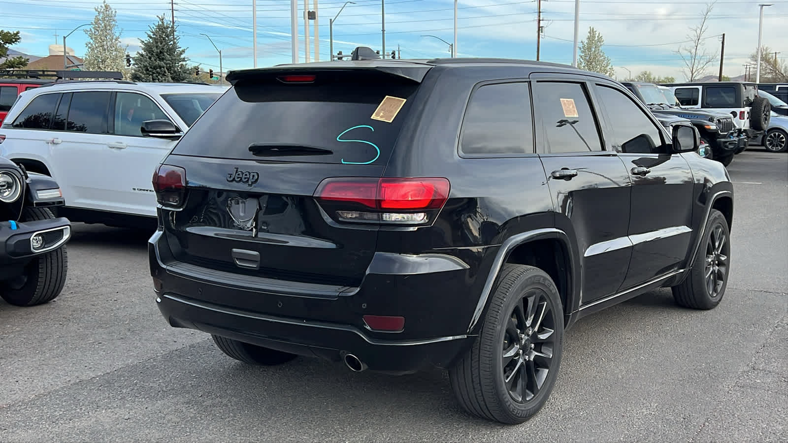 Thumbnail: 2020 Jeep Grand Cherokee - 7