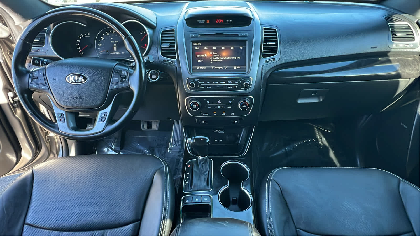 Thumbnail: 2014 Kia Sorento - 26