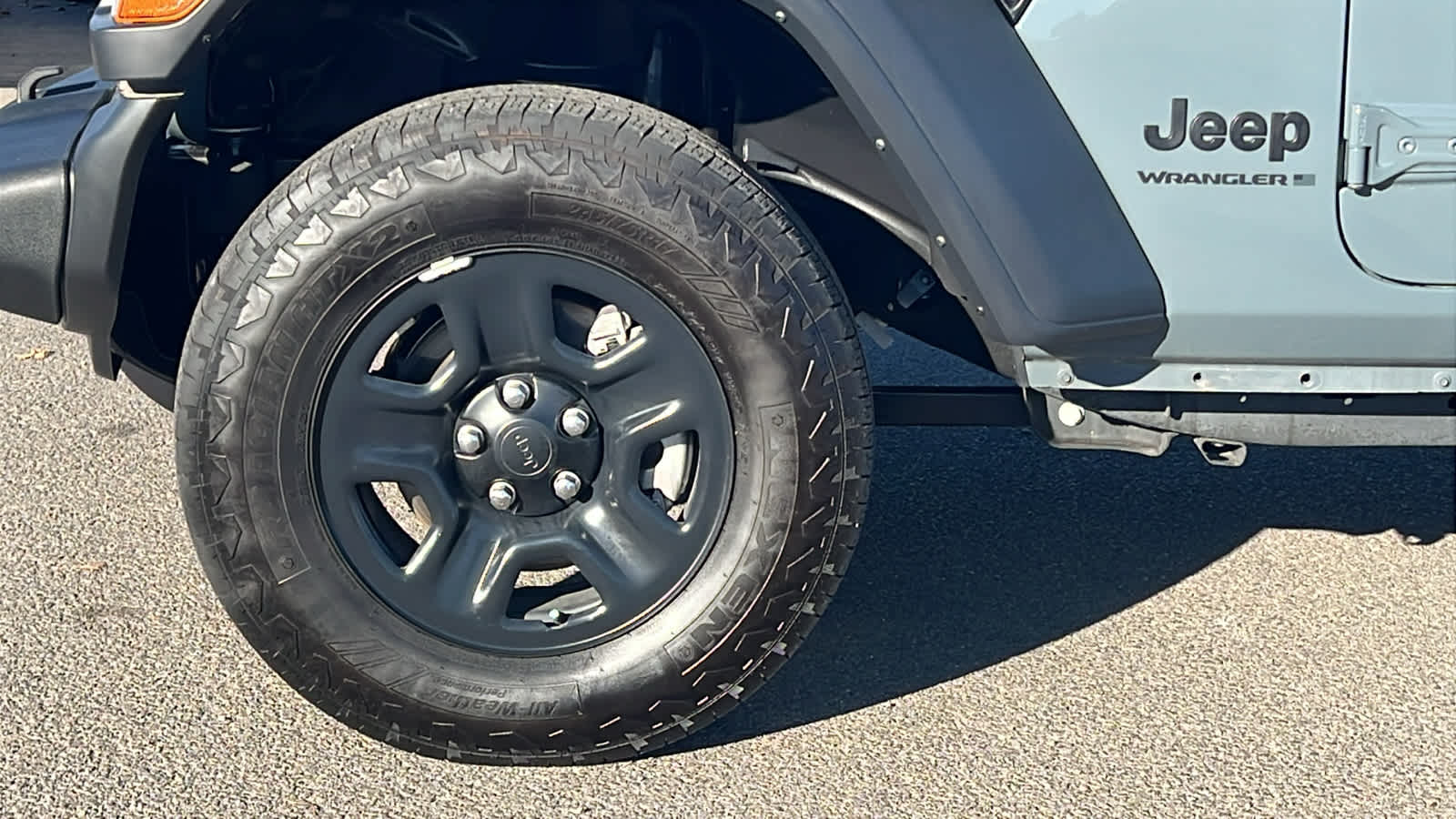 Thumbnail: 2024 Jeep Wrangler - 9