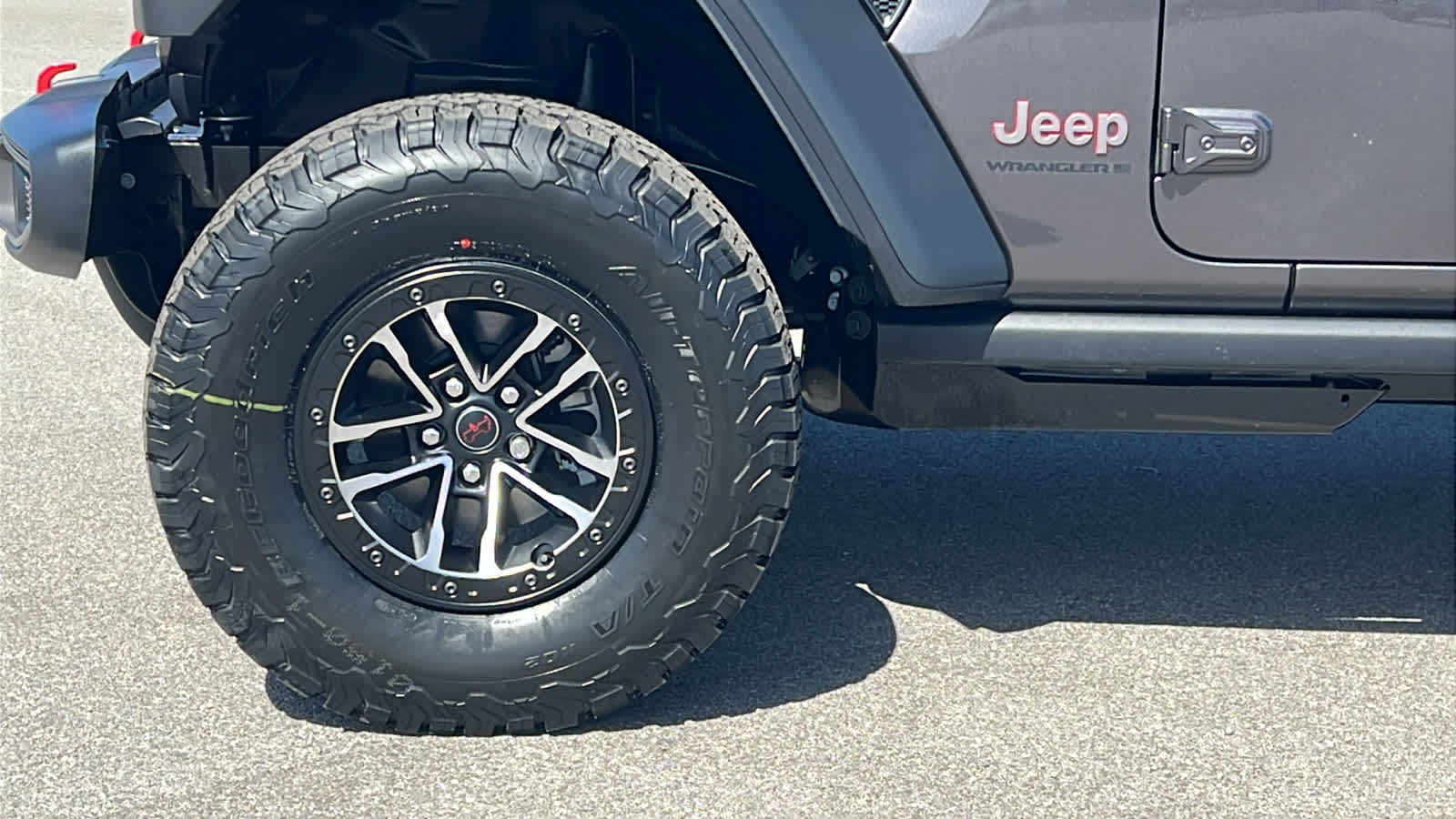 Thumbnail: 2026 Jeep Wrangler - 9