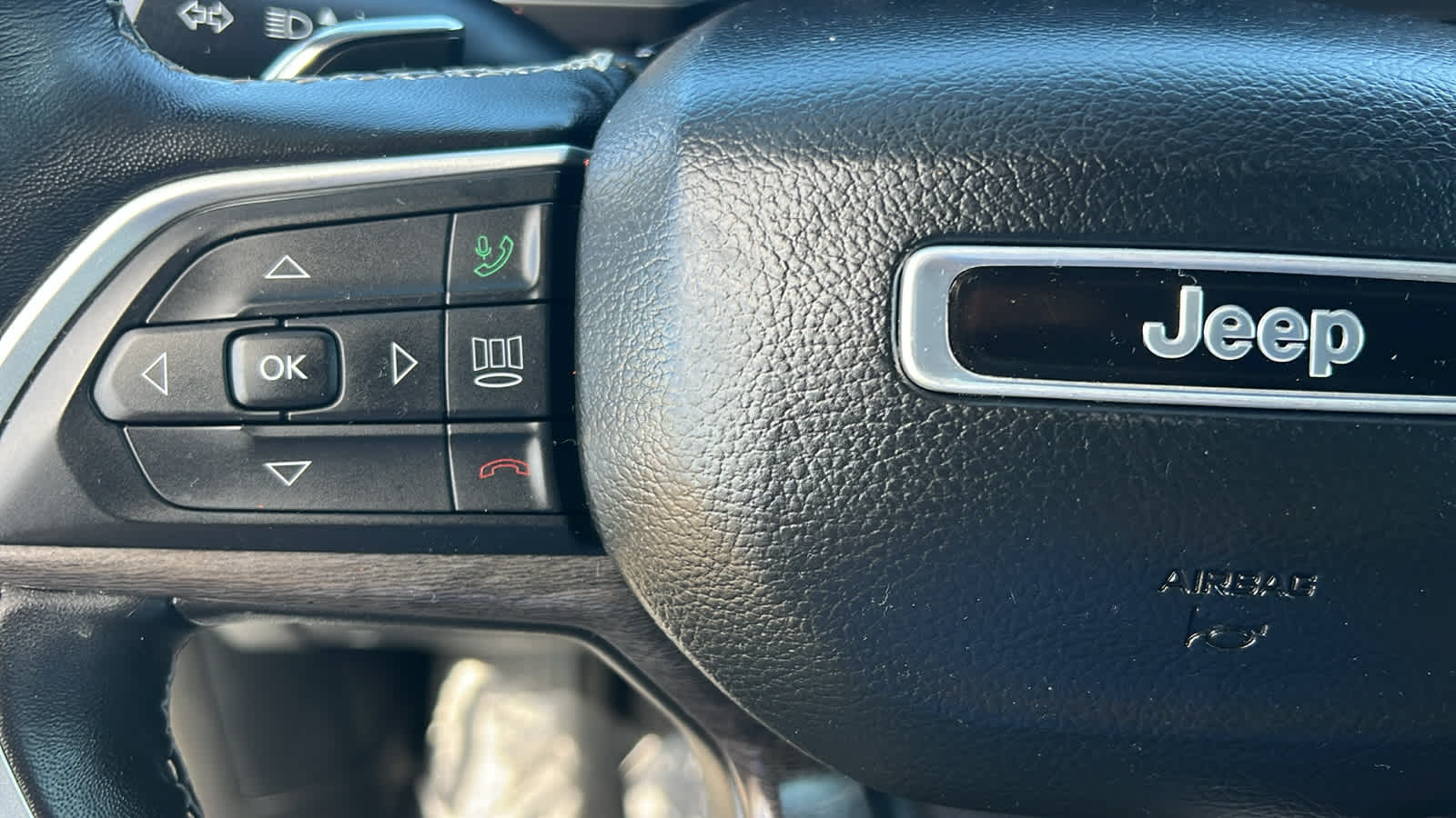 Thumbnail: 2022 Jeep Grand Cherokee - 19