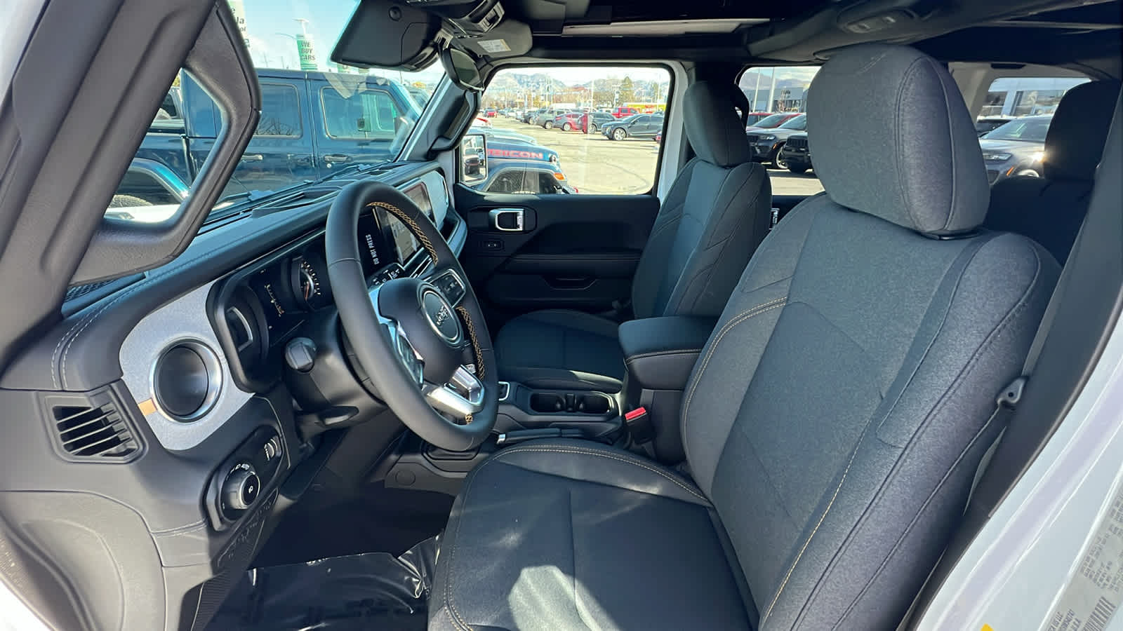 Thumbnail: 2025 Jeep Wrangler - 11