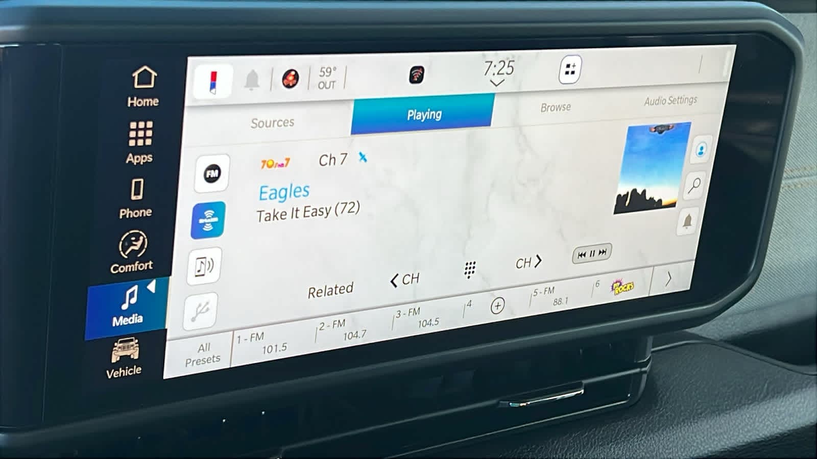 Thumbnail: 2024 Jeep Wrangler - 15