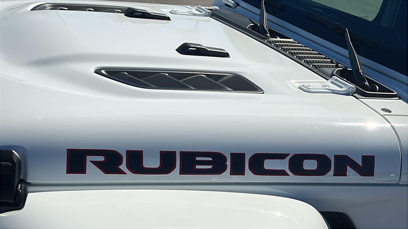 Thumbnail: 2021 Jeep Wrangler - 31