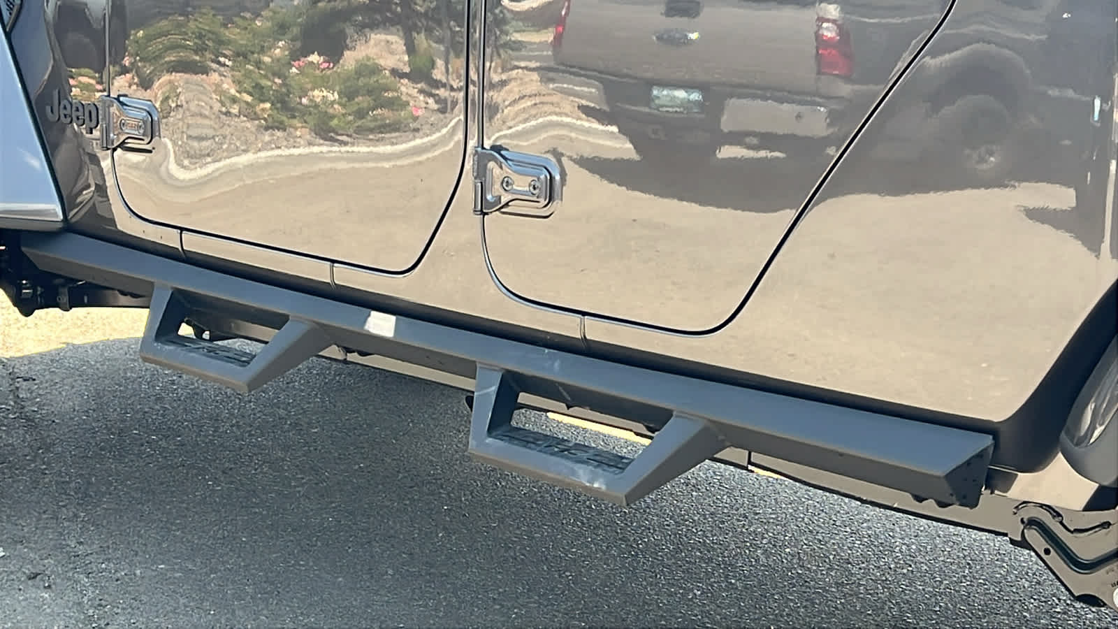 Thumbnail: 2025 Jeep Gladiator - 34