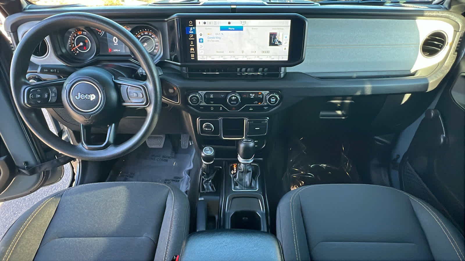 Thumbnail: 2024 Jeep Wrangler - 26