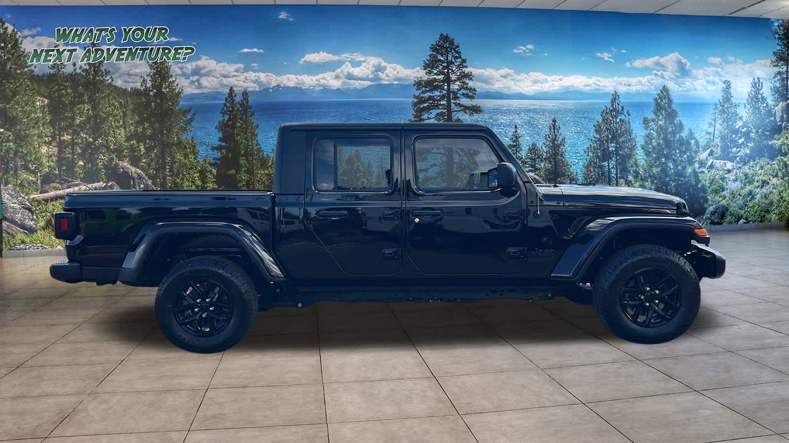 2022 Jeep Gladiator Altitude photo 4
