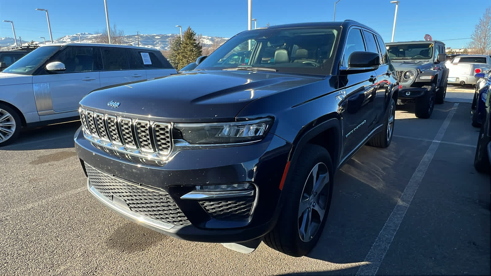 2023 Jeep Grand Cherokee 4xe's photo