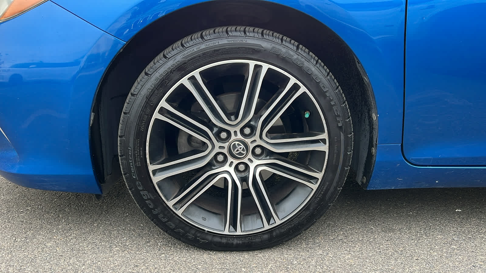 Thumbnail: 2016 Toyota Camry - 2