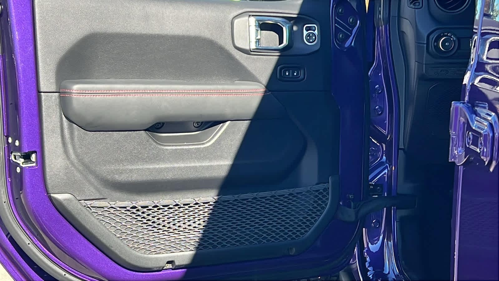 Thumbnail: 2026 Jeep Wrangler - 23