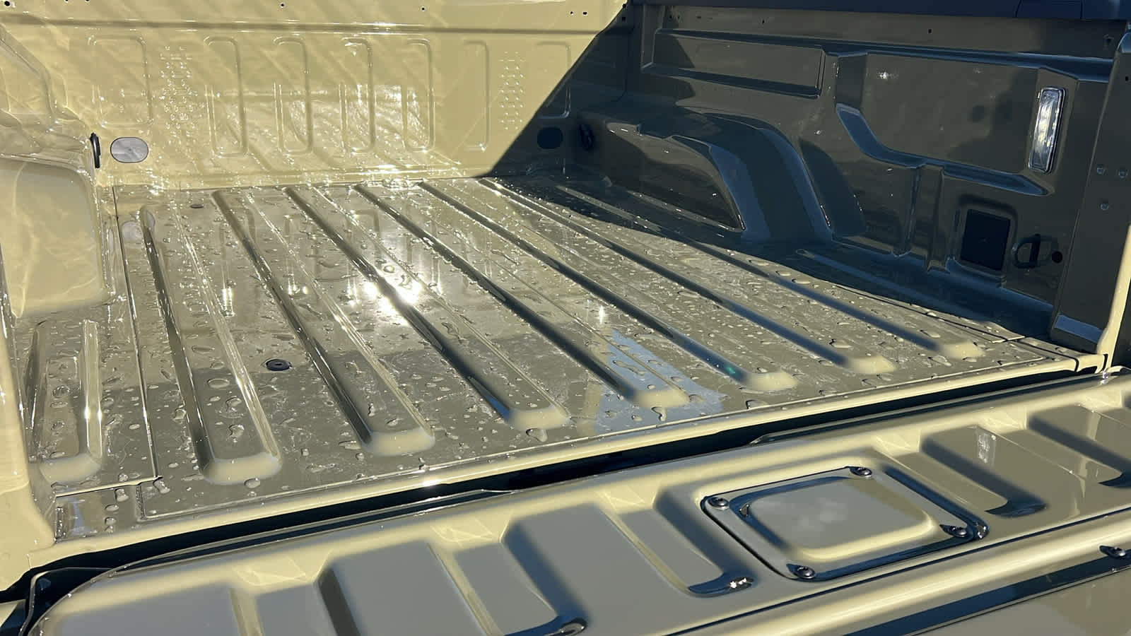 Thumbnail: 2026 Jeep Gladiator - 27