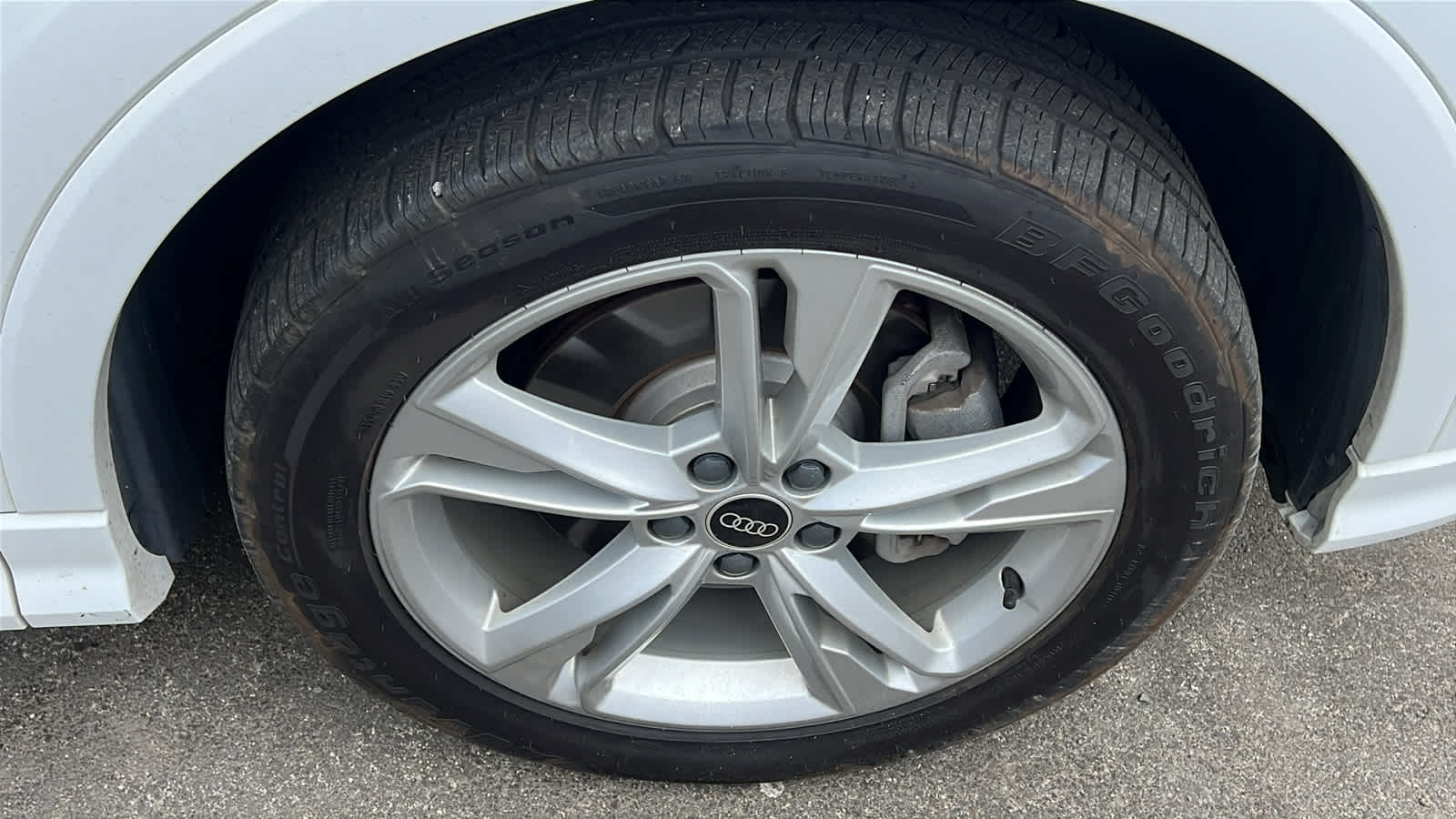 Thumbnail: 2022 Audi Q3 - 4