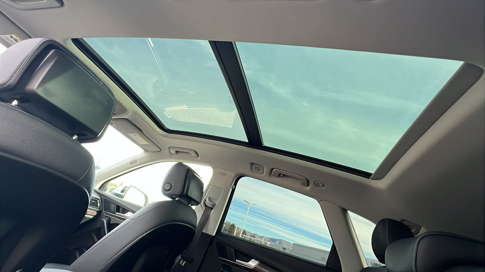 Thumbnail: 2021 Audi Q5 - 31