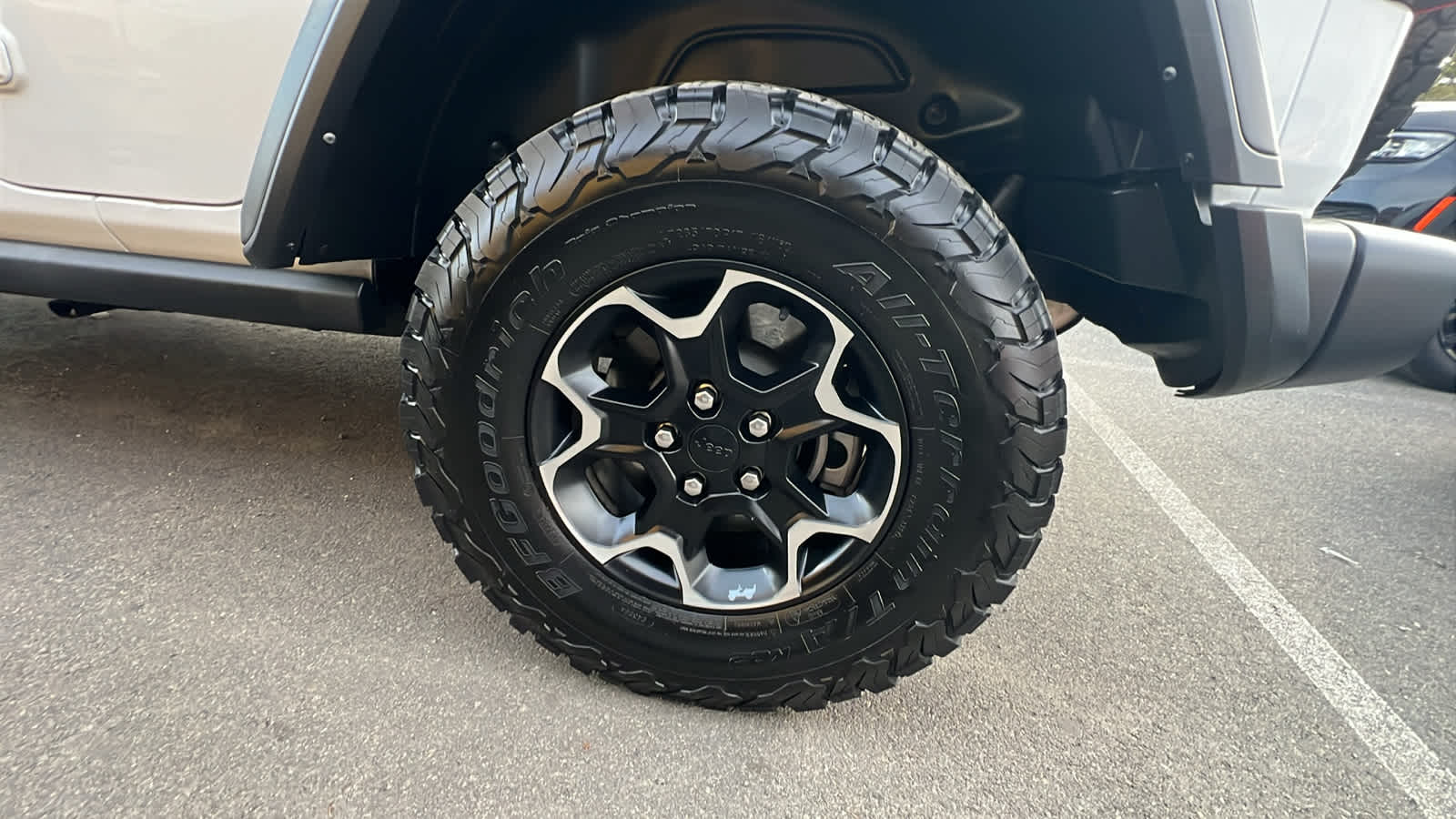 Thumbnail: 2021 Jeep Wrangler - 9