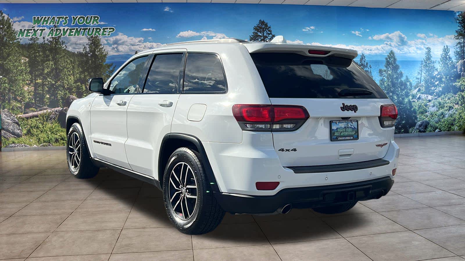 Thumbnail: 2018 Jeep Grand Cherokee - 7