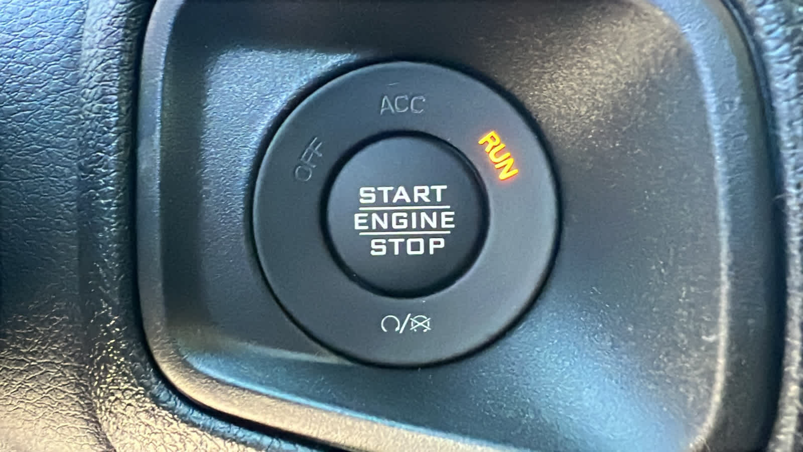 Thumbnail: 2026 Jeep Gladiator - 17