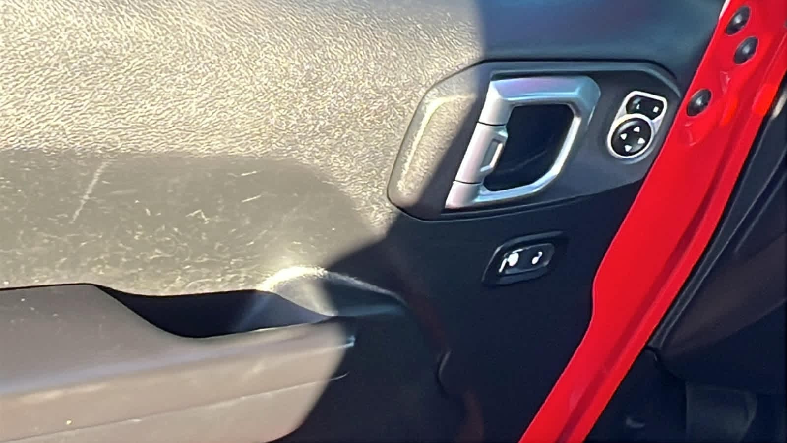 Thumbnail: 2020 Jeep Gladiator - 22