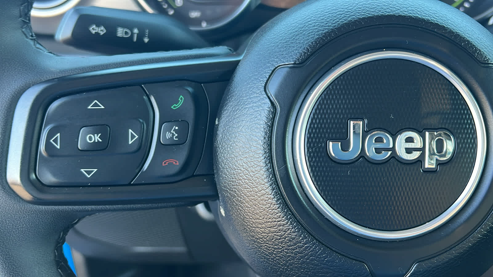 Thumbnail: 2023 Jeep Wrangler - 19