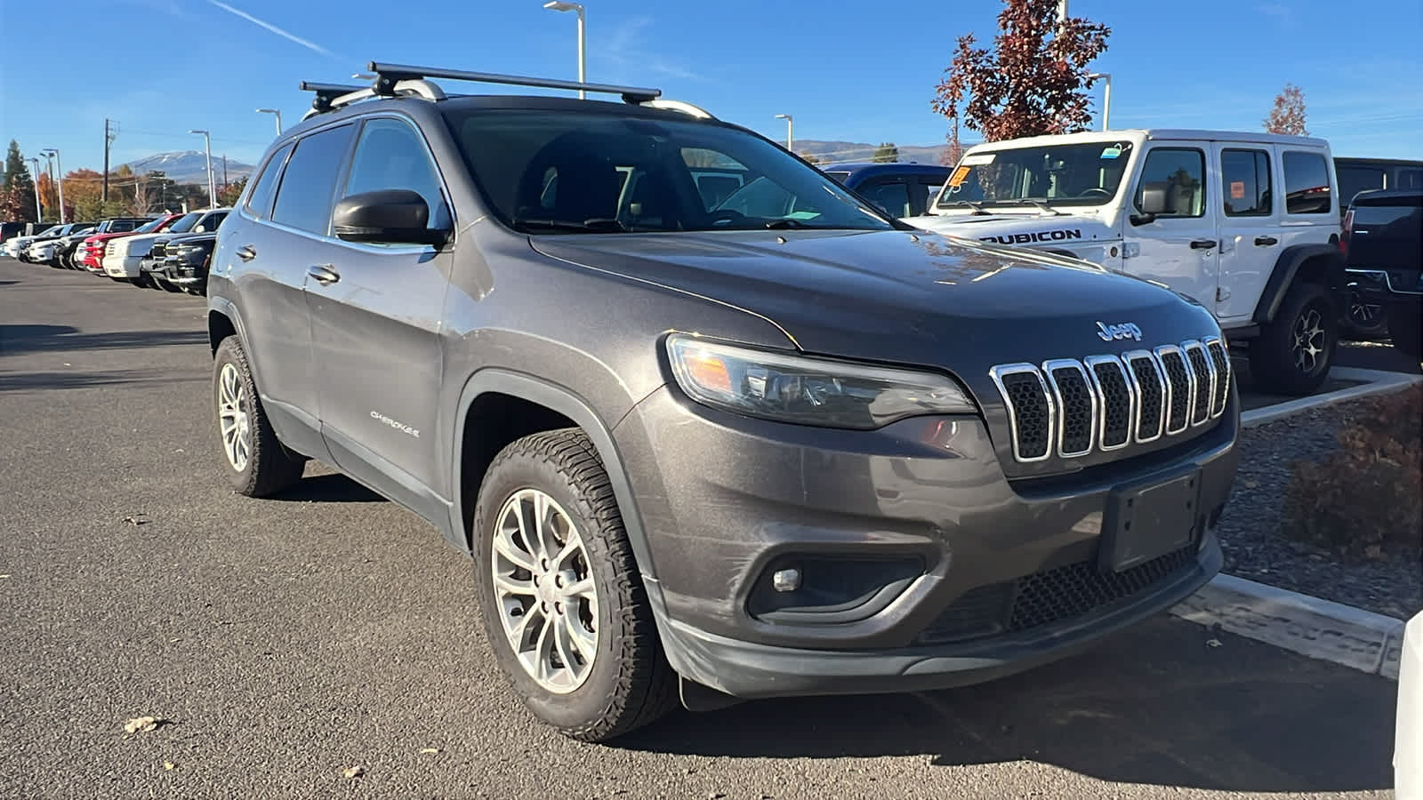 Thumbnail: 2019 Jeep Cherokee - 2