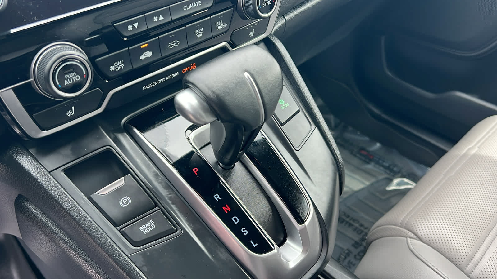 Thumbnail: 2017 Honda CR-V - 13