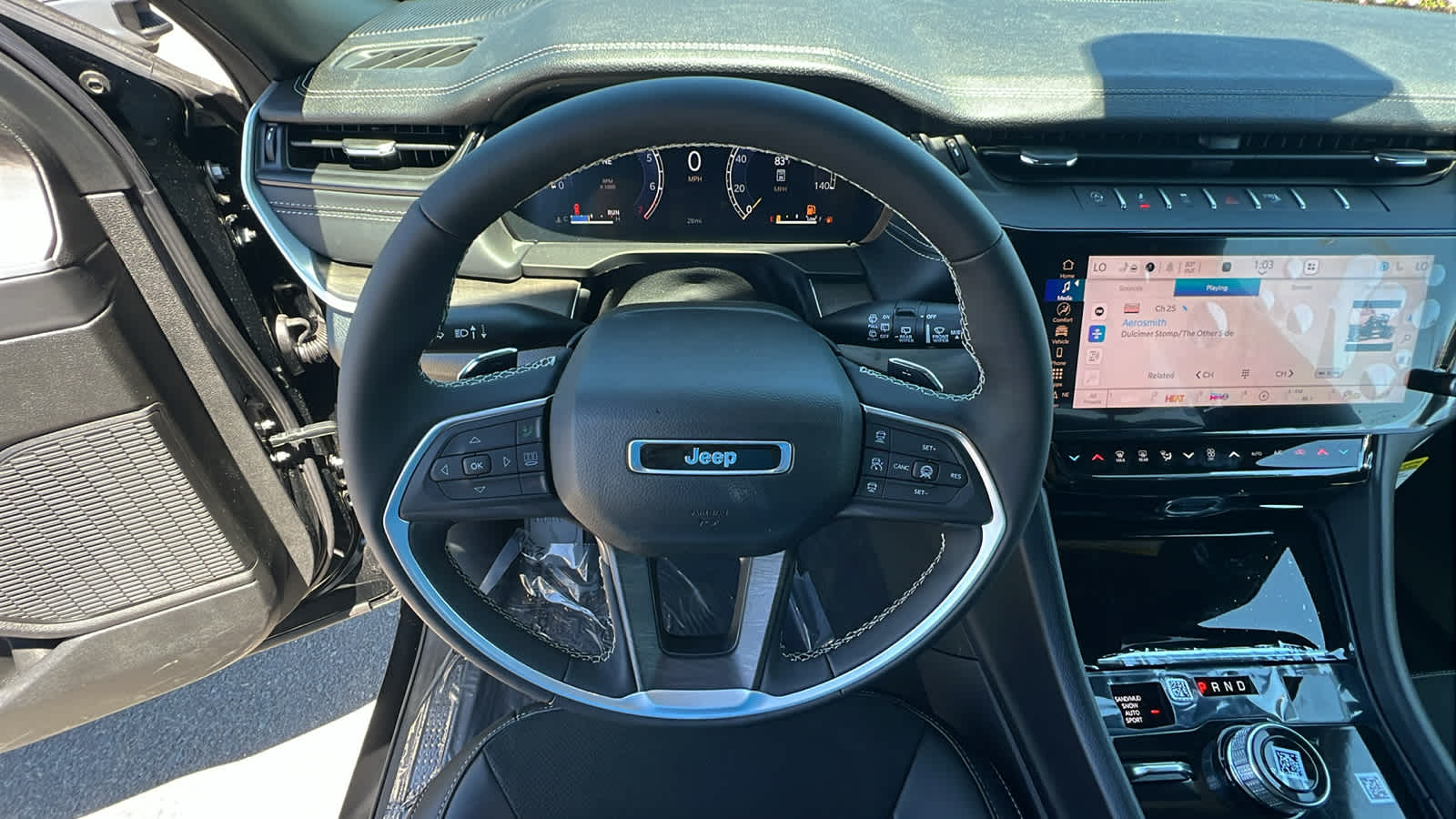 Thumbnail: 2026 Jeep Grand Cherokee - 18