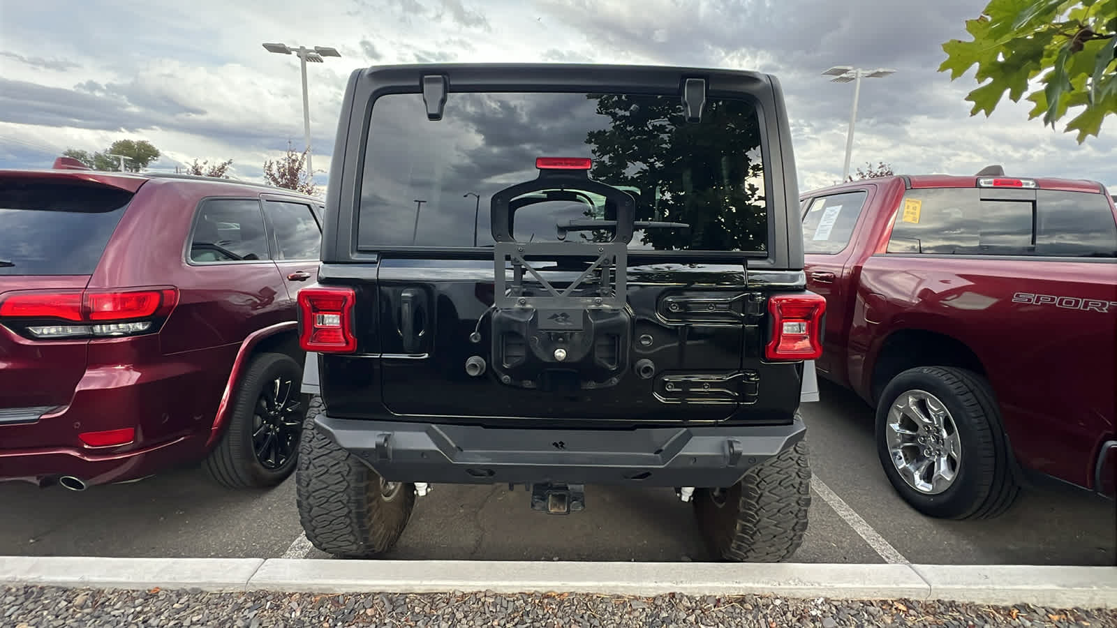 Thumbnail: 2021 Jeep Wrangler - 7