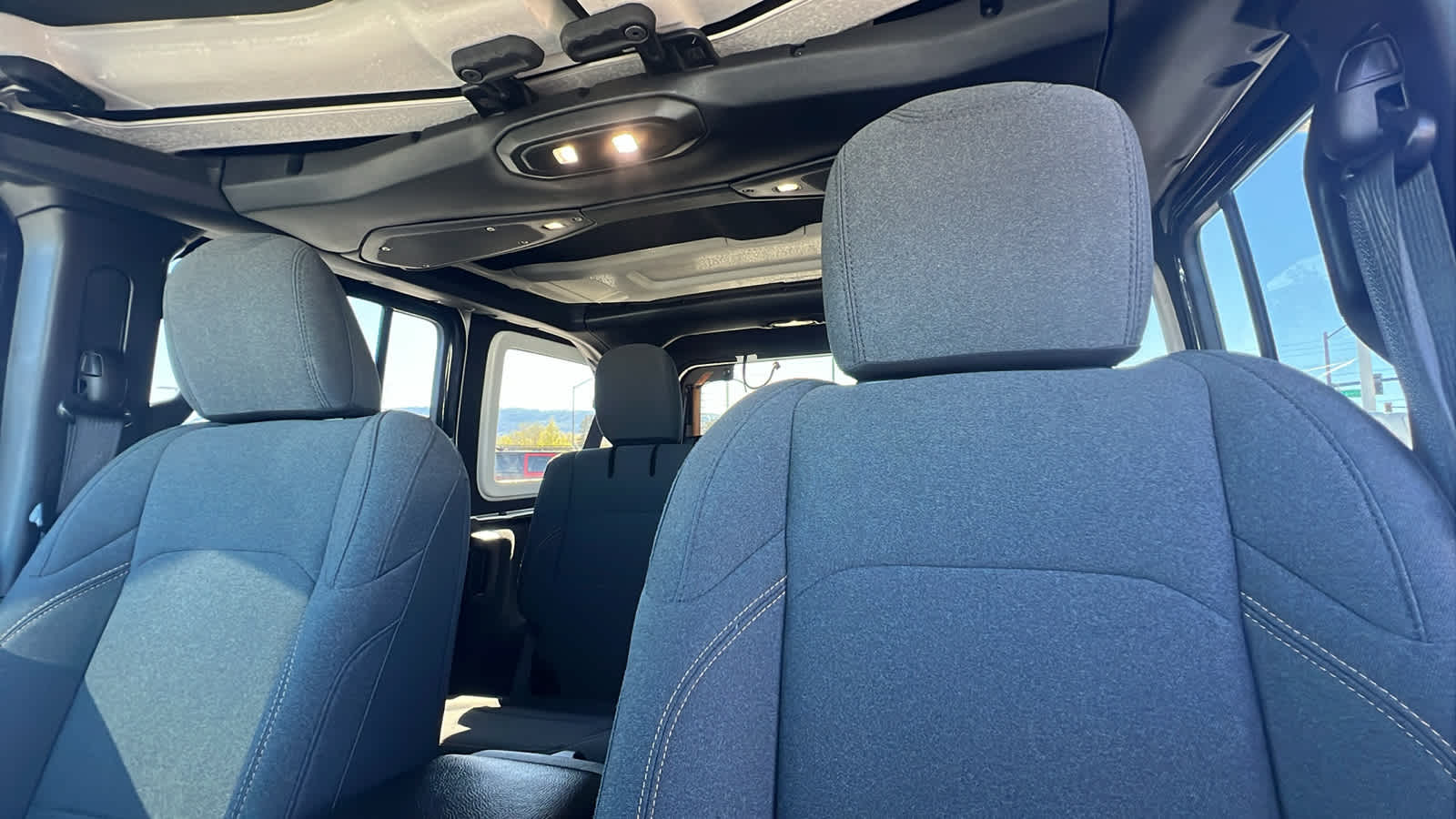 Thumbnail: 2024 Jeep Wrangler - 11