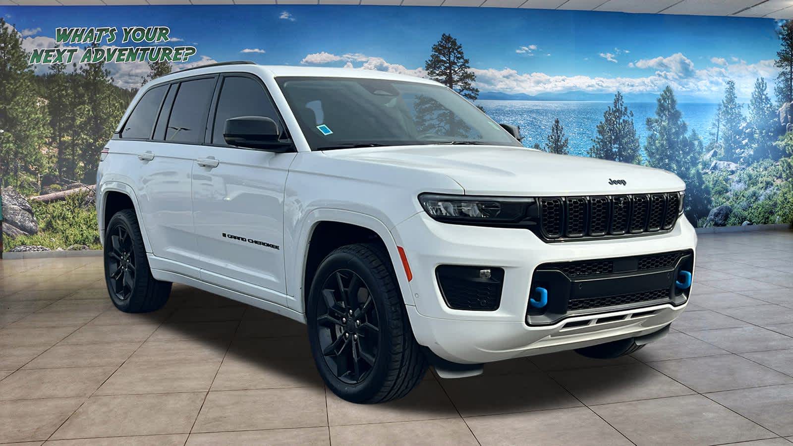Thumbnail: 2023 Jeep Grand Cherokee - 3
