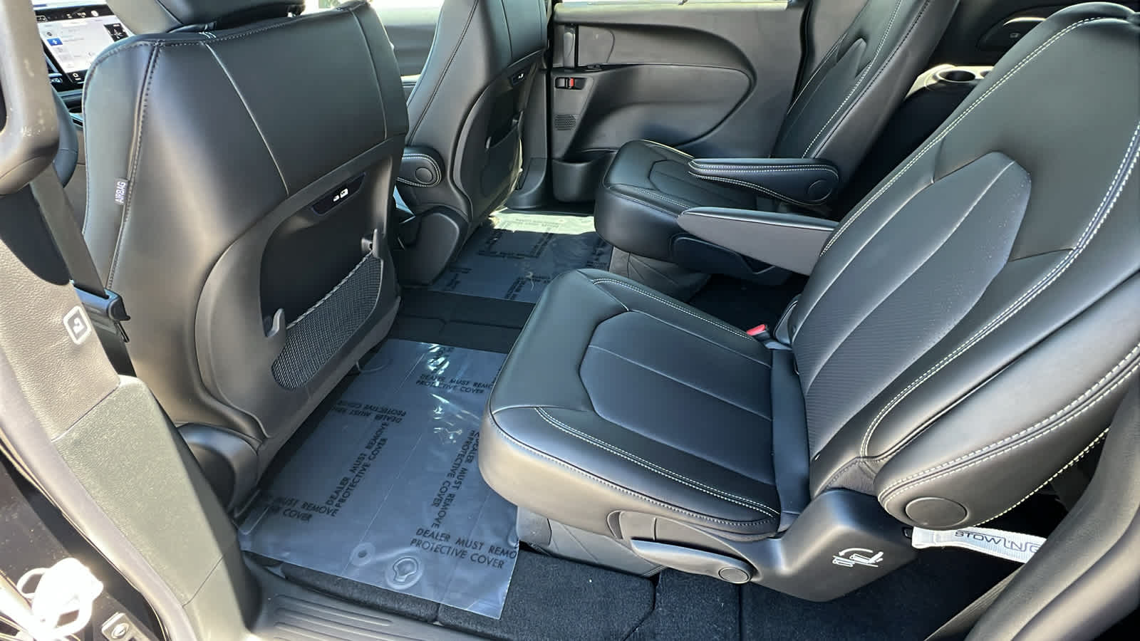 Thumbnail: 2027 Chrysler Pacifica - 24
