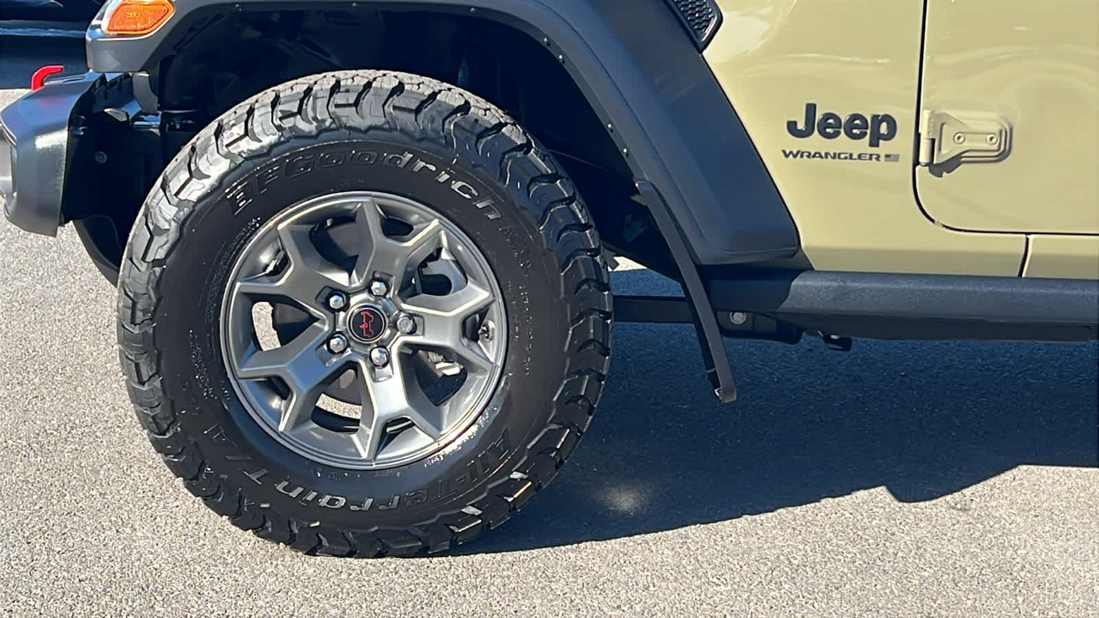 Thumbnail: 2025 Jeep Wrangler - 9