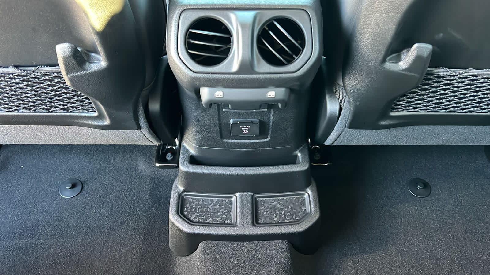 Thumbnail: 2026 Jeep Wrangler - 25