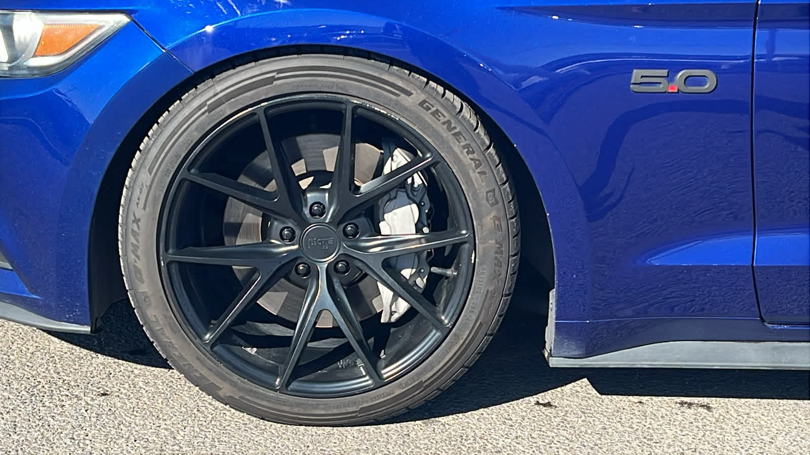 Thumbnail: 2015 Ford Mustang - 9