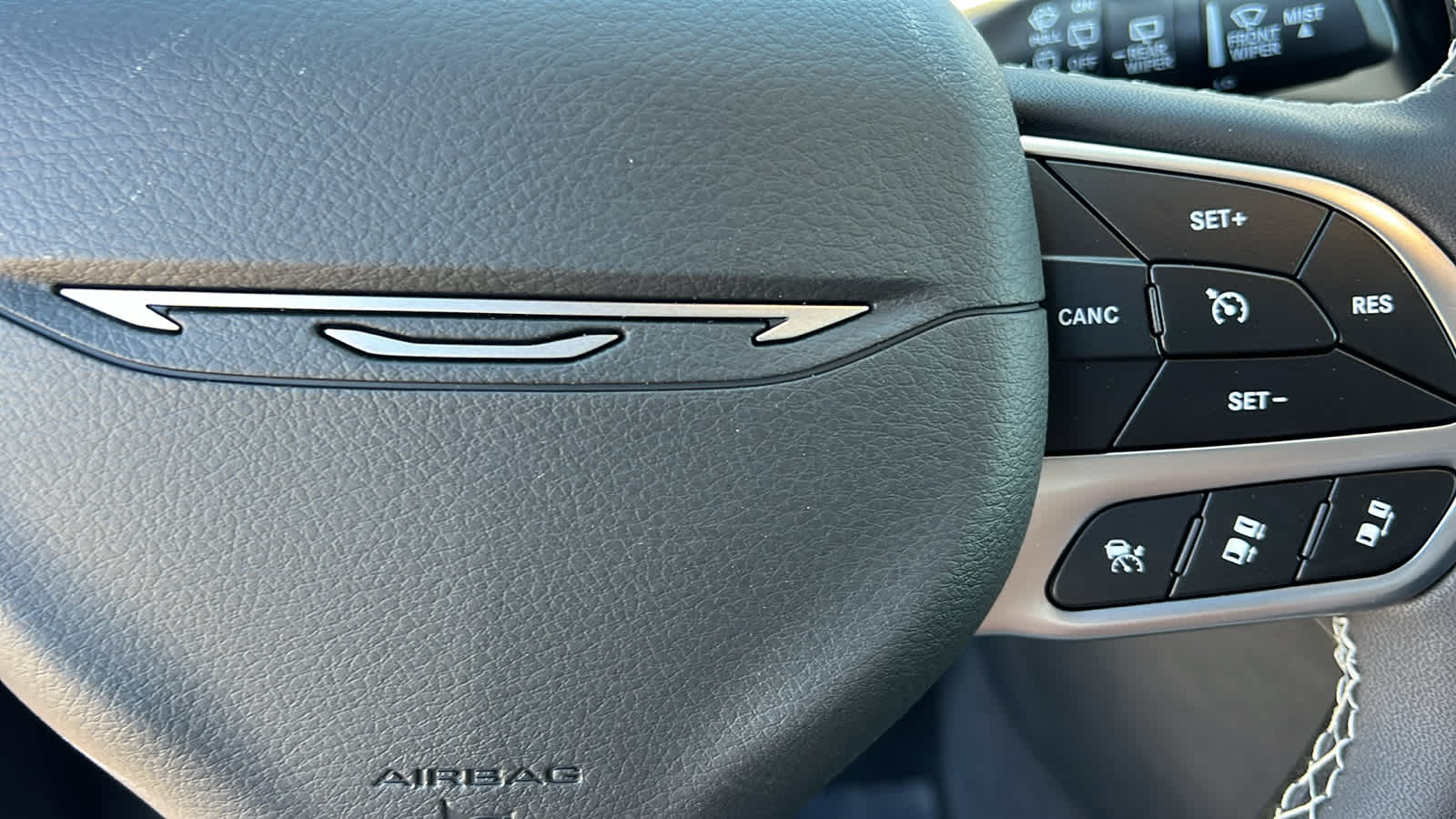 Thumbnail: 2027 Chrysler Pacifica - 20