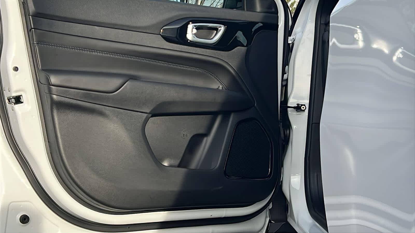 Thumbnail: 2026 Jeep Compass - 23