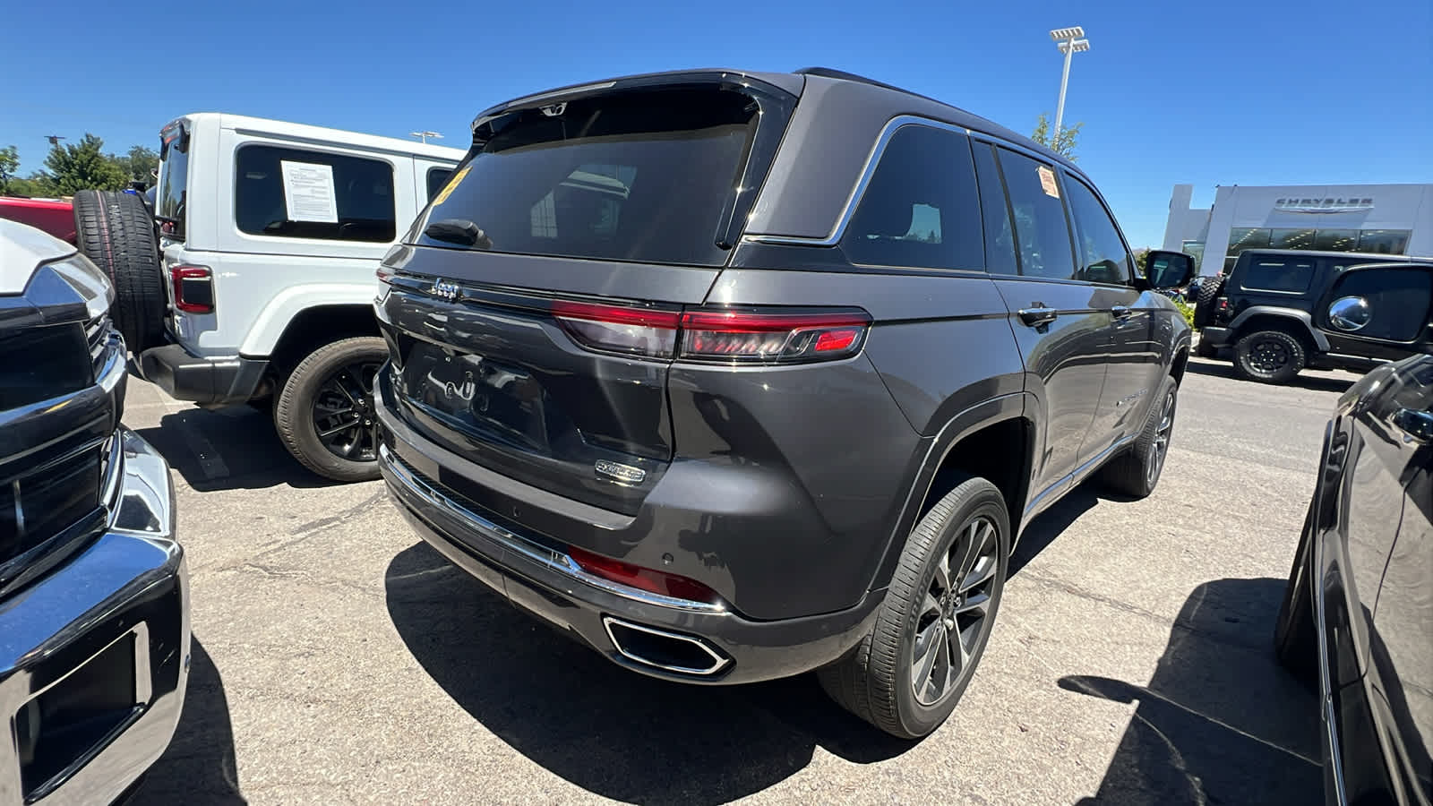 Thumbnail: 2023 Jeep Grand Cherokee - 5